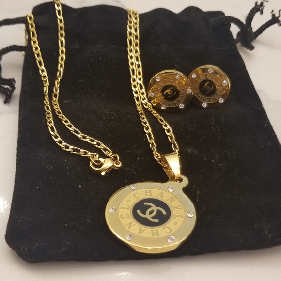 CHANEL Jewelry - *SOLD* Authentic CHANEL set! 24k gold chain!